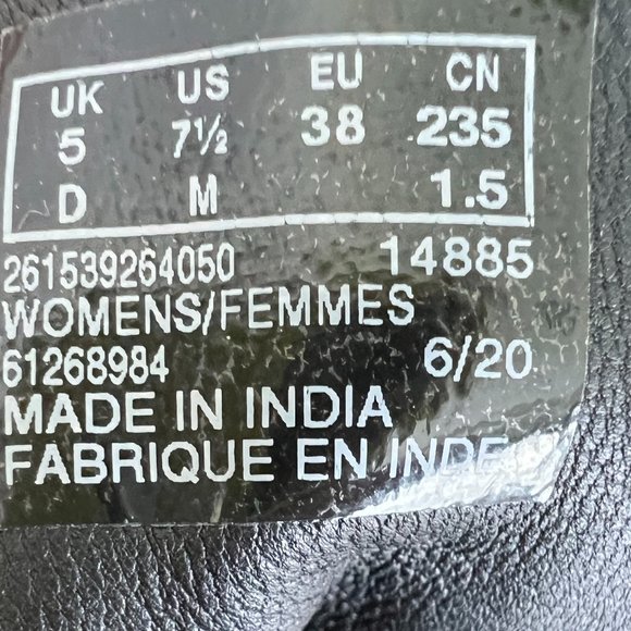 NWOT Clarks Orianna Hiker Boot Black Croc - Size 7.5 - Picture 11 of 11